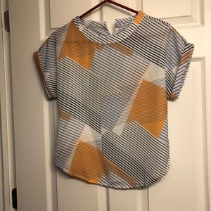 Shein Abstract Striped Curved Hem Cuffed Blouse